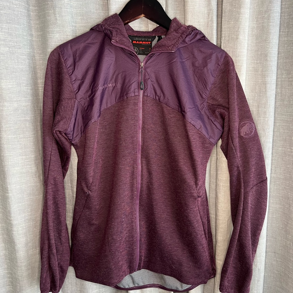Mammut‎ 'Alvra' Women's Wool Blend Hooded Jacket - US/EU Small